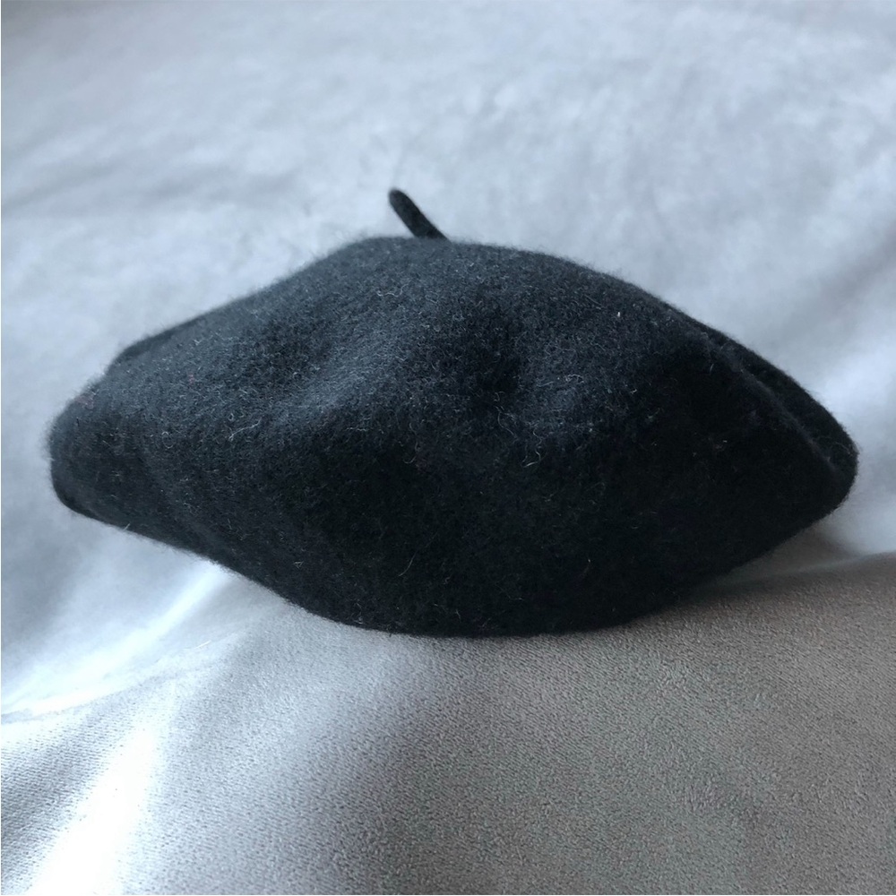 Halogen ~ Wool Blend Beret ~ Black